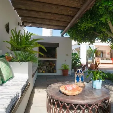 Sleeps 4 Apartment *
